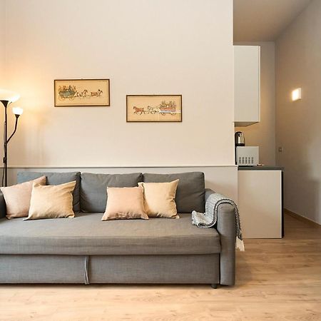 Apartamento Duomo Design Cube - 10 Minutes Walk From Brera Milán Exterior foto